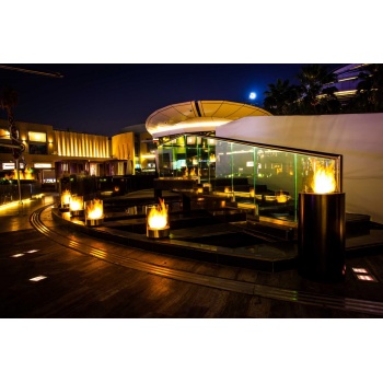 simple-commerce-totem-commerce-the-address-downtown-dubai-uae